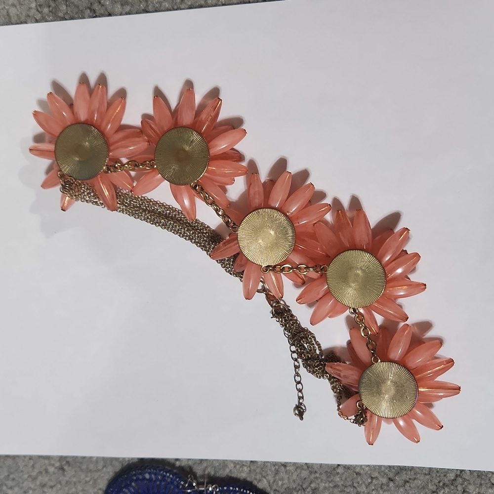 1950s Pink and Lilac Plastic Flower Necklace